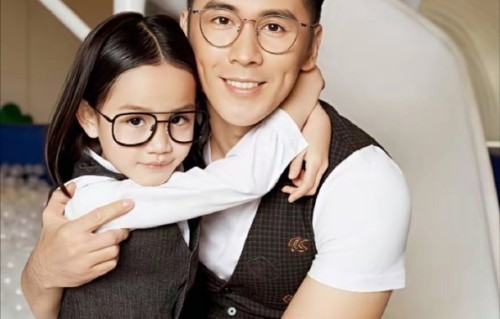 张伦硕和钟丽缇结婚多年，他的事业现状和代表作有哪些？|家庭|综艺|婚姻|合体|继女