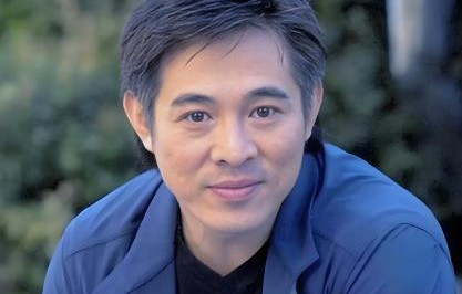 净身出户背负骂名！功夫巨星帮妻子还7200万巨债，倾家荡产也甘愿 