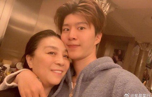 范丞丞妈妈的教育方式对他产生了哪些影响？