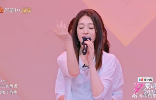 李小冉频戴王濛手串，细节见证真挚友谊
