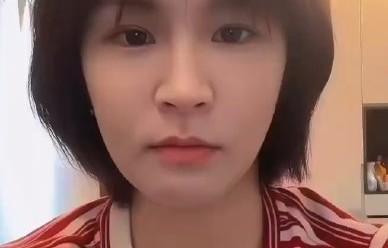 浪姐四公曾沛慈带伤坚持，却被全网狂赞“狗塑天花板”