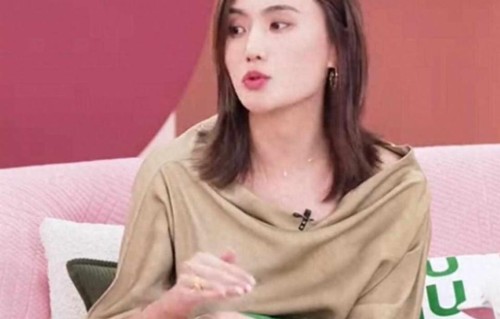 海哈金喜谈离婚后生活，李亚鹏仍接送孩子，夏夏还不知他们已分开