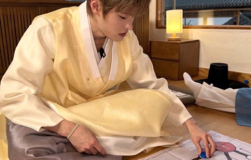 RIIZE官博清明发文引争议：是纪念退团成员还是单纯文案？