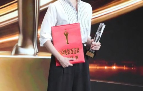 曾慕梅在电影《好东西》中饰演什么角色？
