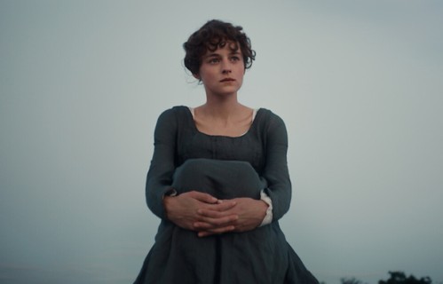 《傲慢与偏见》最新改编迷你剧将于秋季播出，旨在吸引新一代观众