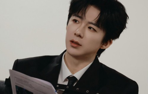 刘宇宁在直播和演唱会中被调侃帅哥时的互动名场面是什么？