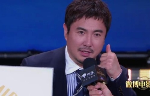 电影之夜红毯生图，痘痘脸，褶子抢镜，没了滤镜明星全暴露了