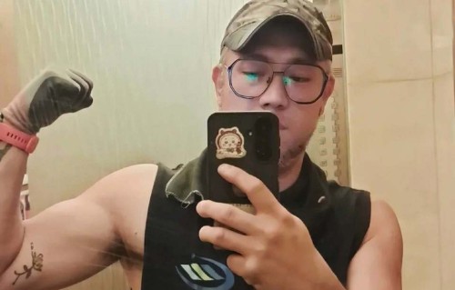 香港知名男星四处欠债不还，因被追债损失工作，望债主高抬贵手