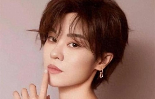 42岁郁可唯近况曝光！曾遭遇渣男损失惨重，如今坚持单身更爱自己