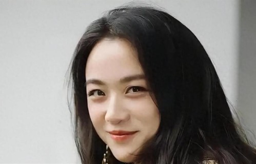 宣布怀二胎仅1天，汤唯韩国老公被挑刺，原来她和林志玲处境一样