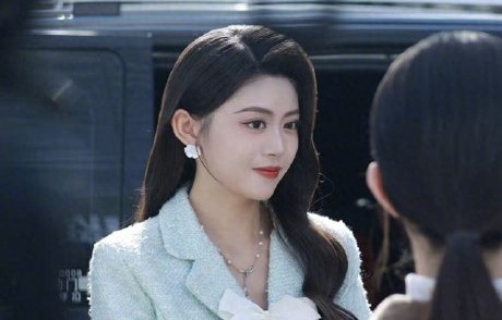 如何看待女演员为了上镜效果而采取极端节食的行为？
