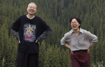网友如何评价李娟开车时的反差萌表现？