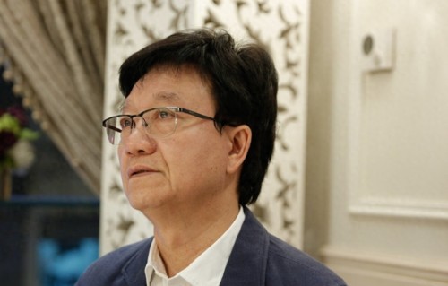 75岁TVB金牌监制梁材远离世，退休仅6年，马浚伟悼念两人合作无间