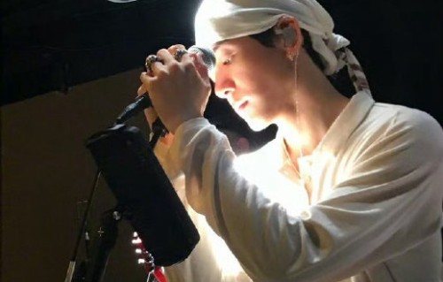 杨丞琳在现场是如何评价曾舜晞的表演和造型的？|拿破仑|舞台|张靓颖|刚刚好|新人