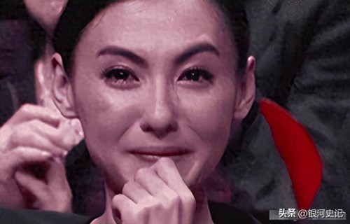 被CoCo曝三胎生父后,张柏芝自曝困扰惹争议 谢霆锋被牵连 体面全无