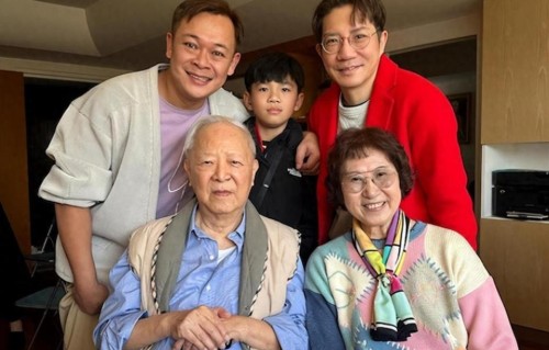 TVB老戏骨钟景辉离世，一生未婚无儿无女，唯一绯闻对象已故13年