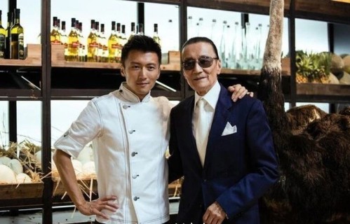 谢霆锋25日演唱会将正常举行，谢贤遗训：表演必须继续_新闻