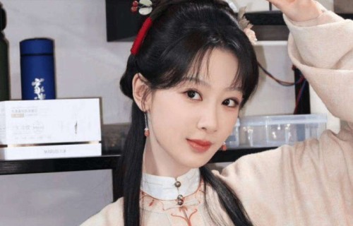 素颜搓墨三个月！杨紫为戏磨出茧子，这才是演员该有的样子！