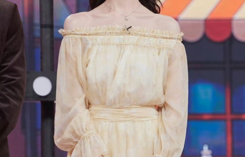 钟汉良张艺凡借位吻引现场欢笑，丁程鑫表情变化成亮点|娘家人|趣味|画面