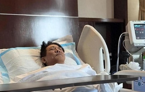 换心风波后，李连杰自曝自卑不敢见人，坦白和利智婚姻现状