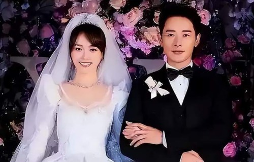 唐嫣黑裙惊艳幼儿园毕业礼！罗晋举娃拍照破婚变谣言