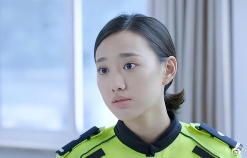 从全网嘲到演技炸裂，邹元清在《危险关系》里，终于把靠妈标签撕碎了|孙俪|闫妮|袁野|女儿|星二代