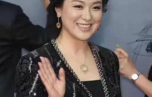 她年轻时美得赛西施，沉鱼落雁容貌惊人 美了一辈子了 你还知道她吗