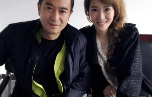 李念晒带娃日常，一堆漂亮衣服，每天穿搭不重样，3岁儿子好可爱