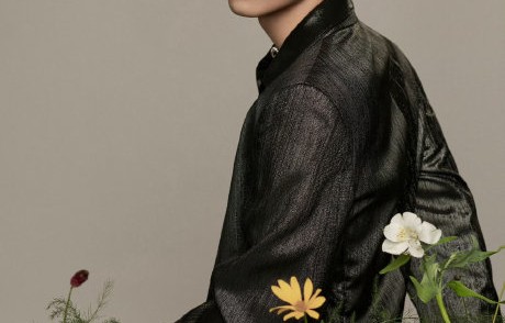 刘耀文近期有哪些影视和音乐作品支撑其人气？