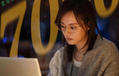 看完陈飞宇再看邹元清，原来观众讨厌的不是星二代，是丑还没演技