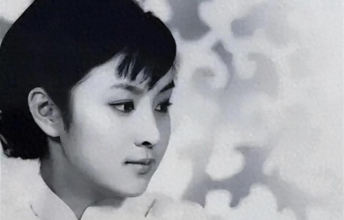 谢贤走了，他一生最爱的三个女人，谁是临终前最先想到的？
