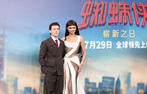 【演界】《蜘蛛侠：崭新之日》29日上映，荷兰弟和赞达亚已现身|汤姆·赫兰德|赞达亚·科尔曼|漫威电影|上海影城|上海市