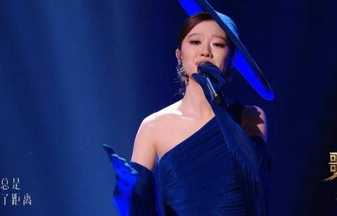 单依纯直面成长争议:音乐如流动的水，感受就是唯一标准|歌手2025|常石磊|表情包|魔性|舞台