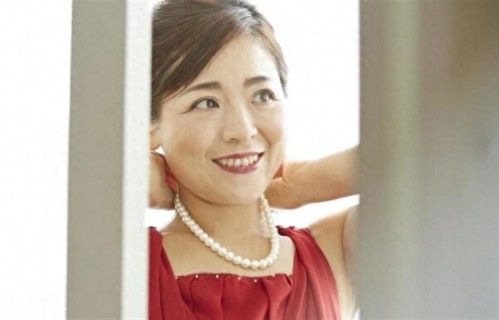 全球18%夫妻正在“睡眠离婚”：分房睡，到底是感情变淡还是活明白了？