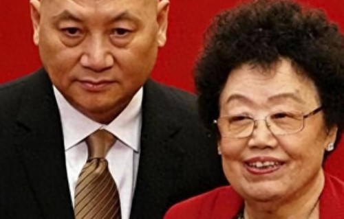 唐僧迟重瑞妻子陈丽华去世后，牛鬼蛇神现了形，曝百亿遗产分配