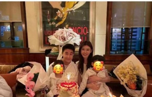 奚梦瑶迎36岁生日，何猷君晒全家福为老婆庆生！儿子女儿都送鲜花|一家四口|求婚