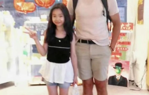 小酒窝晒出与爸爸高云翔近期合照！果然还是跟亲爸在一起更放松