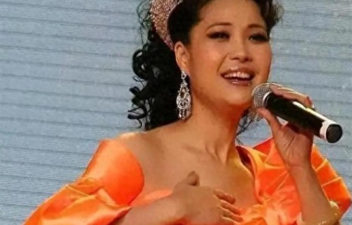 梦鸽心中永远的痛，如今60岁的她，已为改名的儿子铺好下一条路