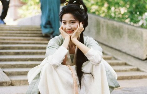 卢昱晓在《何不同舟渡》中饰演的南衣，具体是一个什么样的角色？|电视剧剧情讨论|古装谍战|余天|谢却|乱世