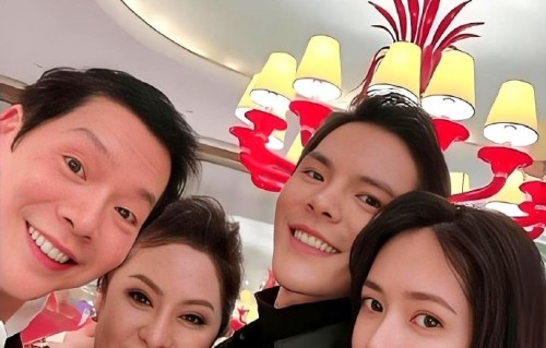 向佐在低谷期得到了郭碧婷怎样的支持？