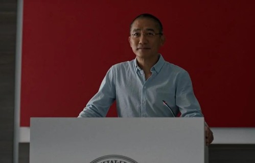 47秒裸戏换不来300万票房？“豁出去”的梁朝伟，票房号召力碎一地