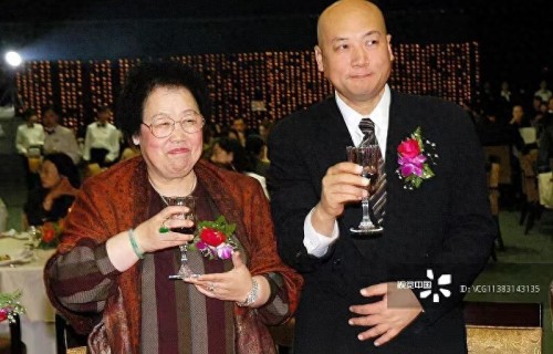 马德华六小龄童将出席陈丽华葬礼，称其是好大姐，望迟重瑞节哀！
