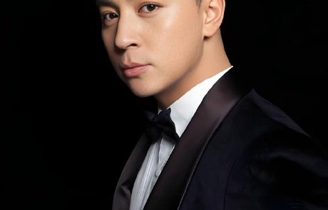 释小龙此次探班周星驰是否参与电影幕后工作？