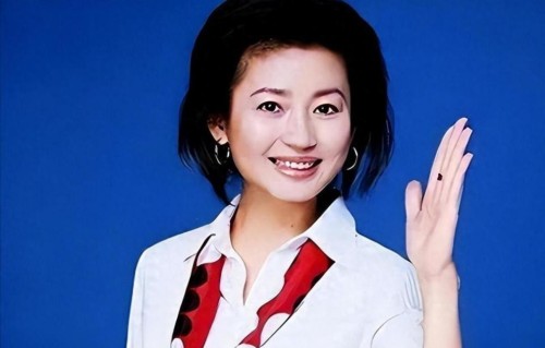知名央视主持人王小丫，病床上留言写下余生好好走，字字戳心