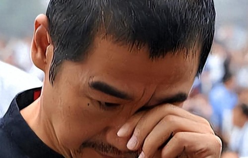 再多钱有啥用？70岁身家过亿的张国立，还是要替43岁儿子操碎心