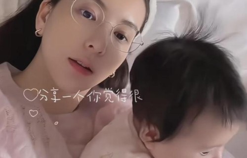 方媛晒三胎女儿，五个月女儿头发浓密皮肤白皙，看起来香香软软的|白玉|郭富城|小女儿|奶香|小宝宝