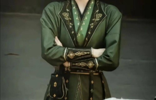 吴磊接任《剑来》男主，能否突破男频剧瓶颈，五亿书粉盼望什么？