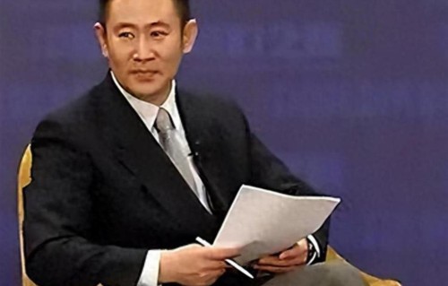 退休6个月还没享福就去世，一辈子无儿无女，他比罗京更令人惋惜
