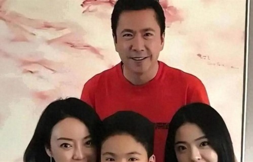 穷果然不滋养人！家里破产后，王文也面相都变了，待遇大不如从前