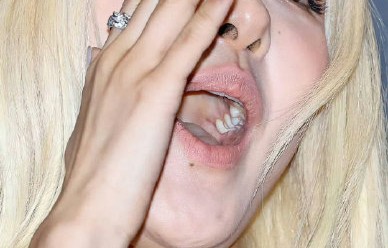 Jennie室内吸烟事件后，是否影响BLACKPINK团队活动？